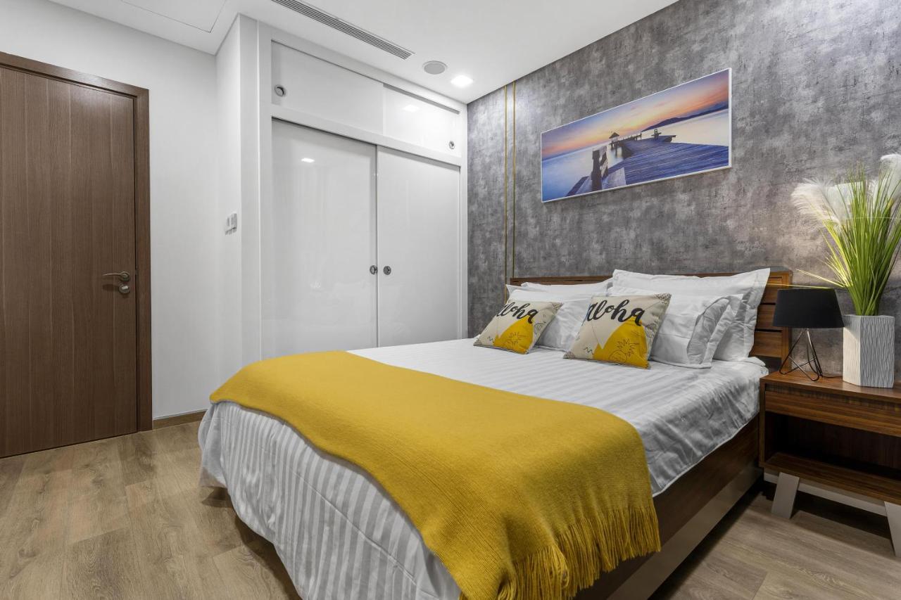 *Bom Homes* Vinhomes Central Park- Luxury Apartment Хошимин Екстериор снимка