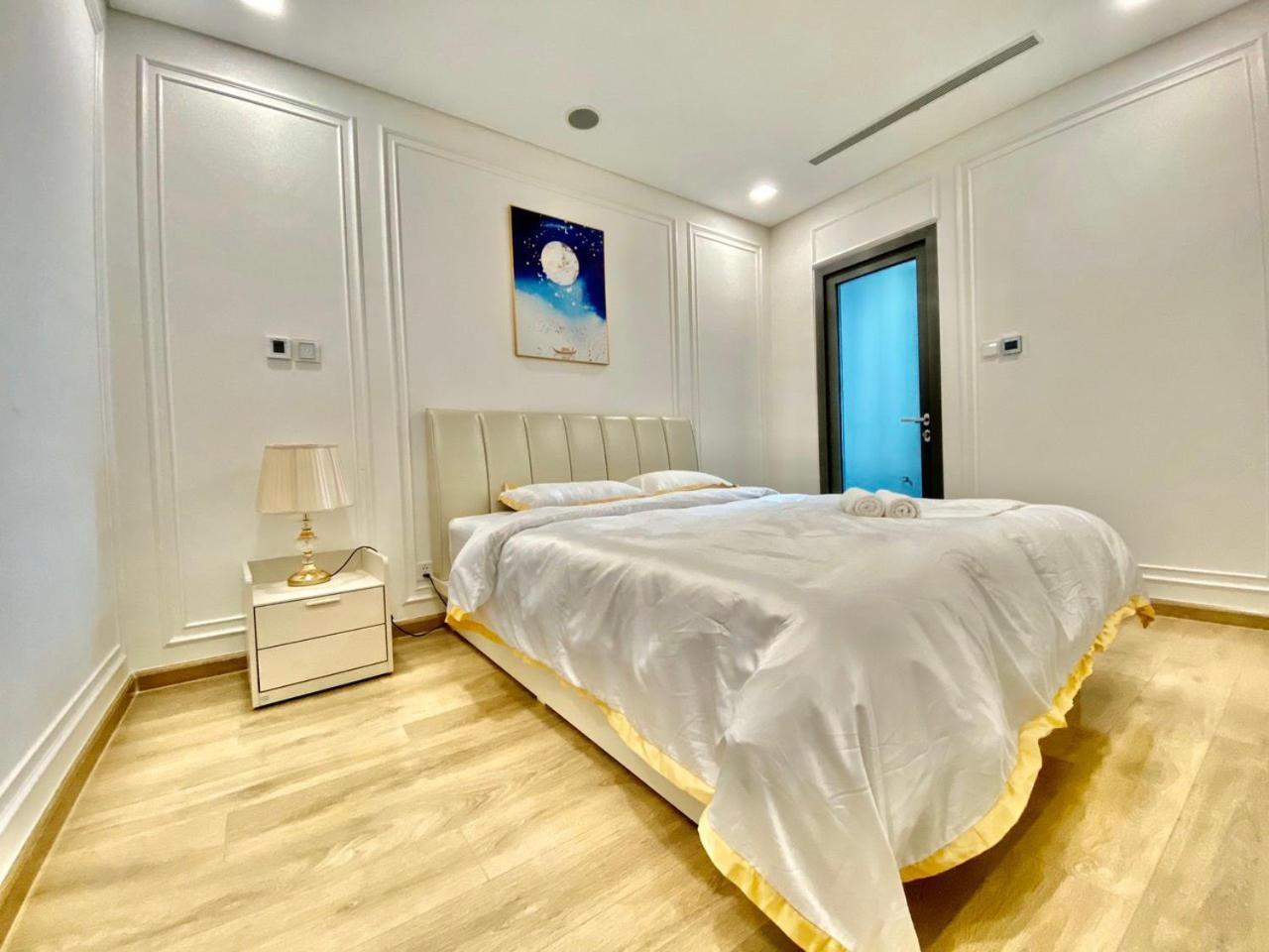 *Bom Homes* Vinhomes Central Park- Luxury Apartment Хошимин Екстериор снимка