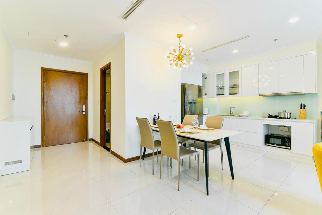 *Bom Homes* Vinhomes Central Park- Luxury Apartment Хошимин Екстериор снимка